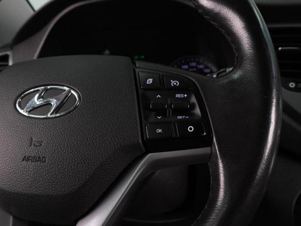Hyundai Tucson III с пробегом 2016 года, цена 1 649 000 рублей, 179268 км, внедорожник, Автокод Объявления