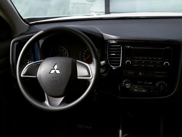 Mitsubishi Outlander III с пробегом 2014 года, цена 1 450 000 рублей, 181996 км, внедорожник, Автокод Объявления