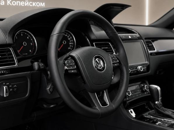 Volkswagen Touareg II с пробегом 2014 года, цена 1 850 000 рублей, 240000 км, внедорожник, Автокод Объявления