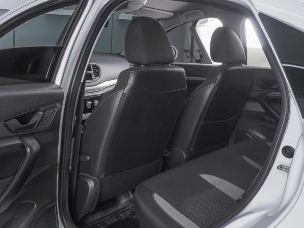 Lada (ВАЗ) Vesta I Рестайлинг (NG) с пробегом 2024 года, цена 1 330 000 рублей, 35615 км, седан, Автокод Объявления