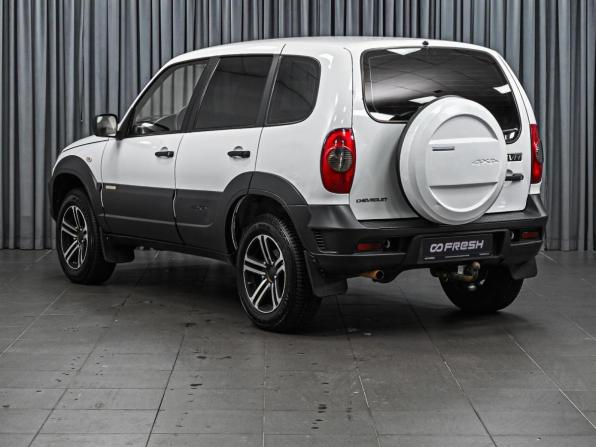 Chevrolet Niva I Рестайлинг с пробегом 2018 года, цена 899 000 рублей, 160090 км, внедорожник, Автокод Объявления