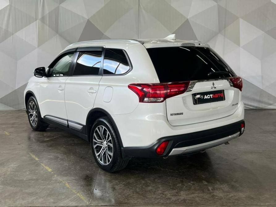 Mitsubishi Outlander III Рестайлинг 3 Оренбург  - изображение 4