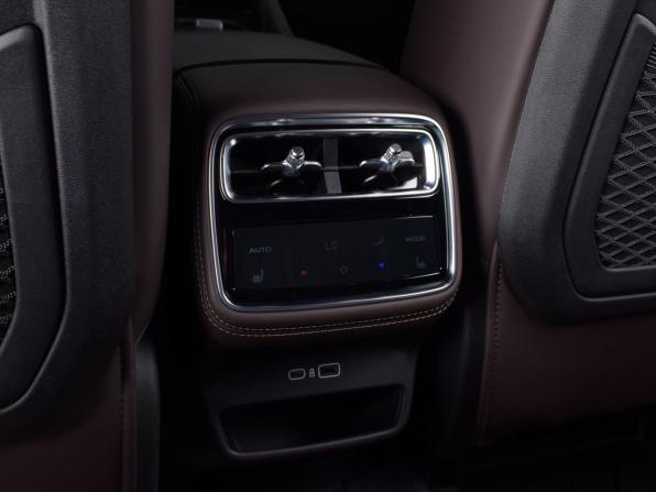 Geely Monjaro I с пробегом 2026 года, цена 4 199 995 рублей, 25 км, внедорожник, Автокод Объявления