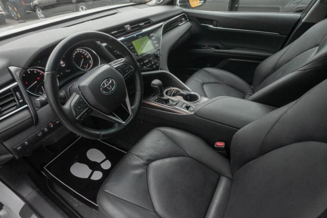 Toyota Camry VIII (XV70) с пробегом 2021 года, цена 2 498 000 рублей, 101000 км, седан, Автокод Объявления