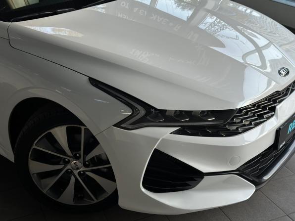 Kia K5 III с пробегом 2021 года, цена 2 340 000 рублей, 77103 км, седан, Автокод Объявления