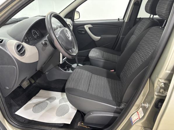 Renault Sandero I с пробегом 2012 года, цена 700 000 рублей, 74318 км, хэтчбек, Автокод Объявления