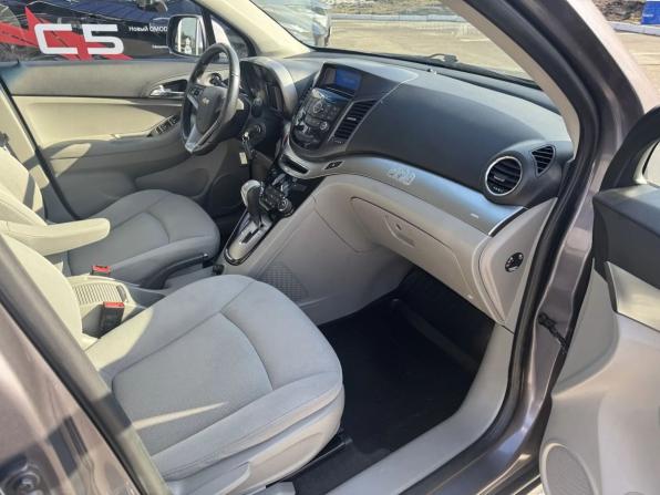 Chevrolet Orlando I с пробегом 2011 года, цена 1 270 000 рублей, 110964 км, компактвэн, Автокод Объявления