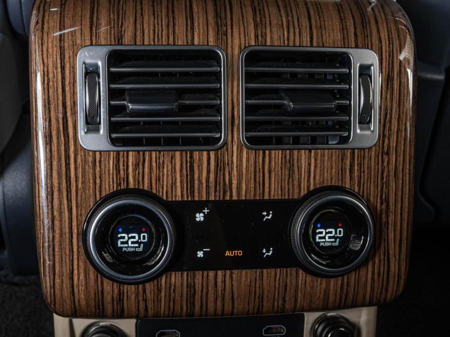 Land Rover Range Rover IV Рестайлинг Ставрополь  - изображение 26