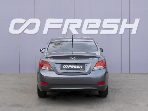 Hyundai Solaris I с пробегом 2013 года, цена 859 000 рублей, 122185 км, седан, Автокод Объявления