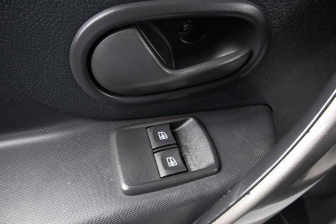 Renault Logan II с пробегом 2018 года, цена 829 000 рублей, 147049 км, седан, Автокод Объявления