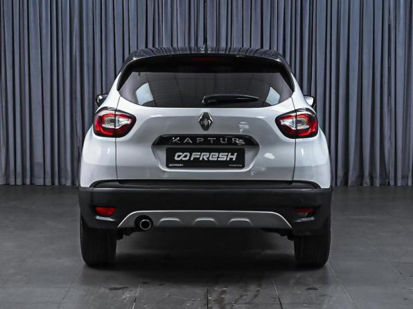 Renault Kaptur I Рестайлинг с пробегом 2021 года, цена 1 370 000 рублей, 151076 км, внедорожник, Автокод Объявления