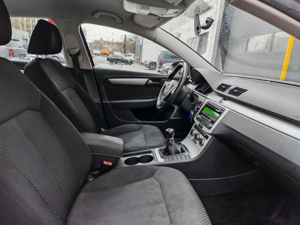 Volkswagen Passat B7 с пробегом 2012 года, цена 670 000 рублей, 227816 км, седан, Автокод Объявления