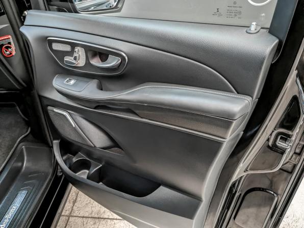 Mercedes-Benz Vito III (W447) Рестайлинг с пробегом 2019 года, цена 4 900 000 рублей, 150800 км, минивэн, Автокод Объявления