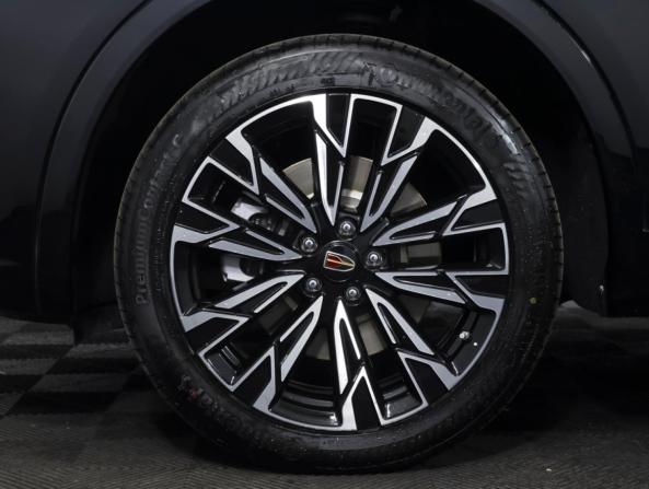 Hongqi HS5 I Рестайлинг с пробегом 2024 года, цена 3 490 000 рублей, 4333 км, внедорожник, Автокод Объявления
