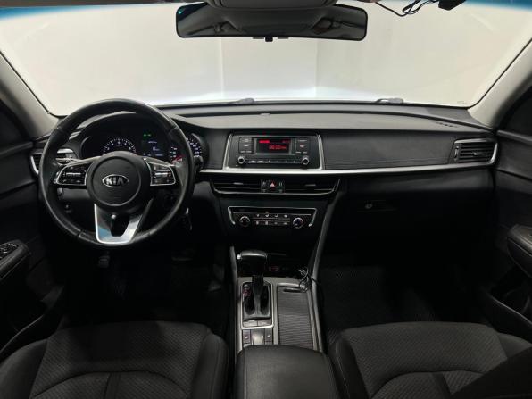 Kia Optima IV Рестайлинг с пробегом 2019 года, цена 1 920 000 рублей, 130000 км, седан, Автокод Объявления