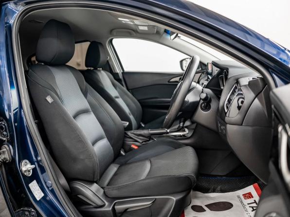 Mazda Axela III с пробегом 2013 года, цена 1 127 000 рублей, 100000 км, хэтчбек, Автокод Объявления