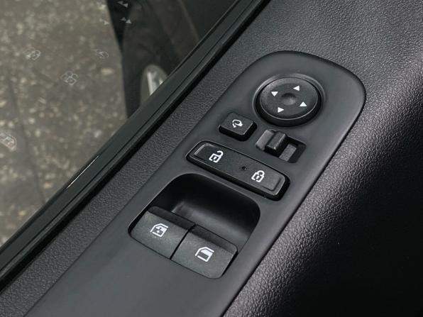 Hyundai Staria I с пробегом 2021 года, цена 4 490 000 рублей, 99650 км, минивэн, Автокод Объявления