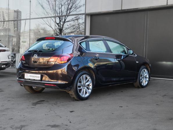 Opel Astra J Рестайлинг с пробегом 2014 года, цена 1 200 000 рублей, 80676 км, хэтчбек, Автокод Объявления