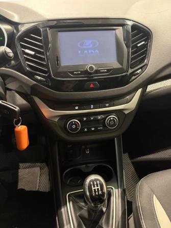 Lada (ВАЗ) Vesta I с пробегом 2018 года, цена 1 100 000 рублей, 110900 км, универсал, Автокод Объявления