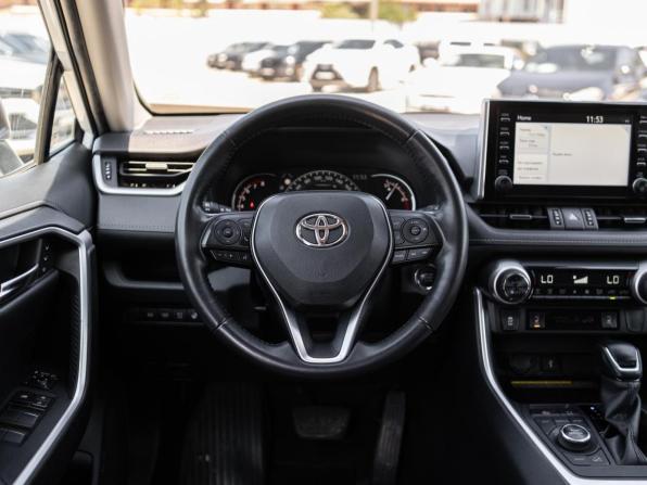 Toyota RAV4 V (XA50) с пробегом 2020 года, цена 3 699 000 рублей, 59131 км, внедорожник, Автокод Объявления
