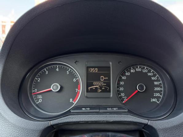 Volkswagen Polo V Рестайлинг с пробегом 2018 года, цена 1 110 000 рублей, 199991 км, седан, Автокод Объявления