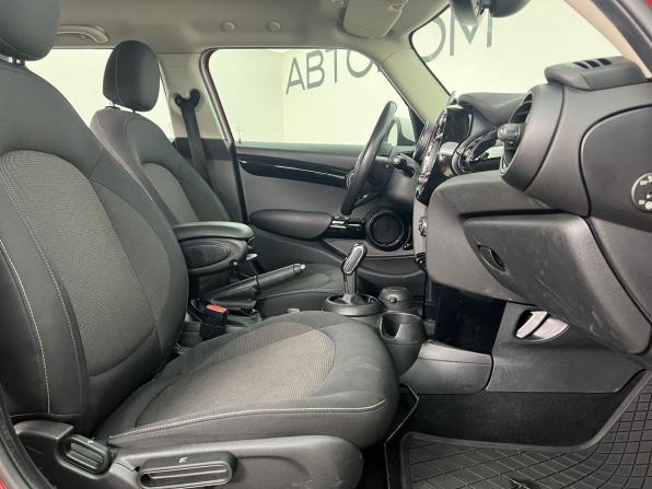 Mini Hatch III (F55/F56) Рестайлинг с пробегом 2019 года, цена 1 790 000 рублей, 118400 км, хэтчбек, Автокод Объявления