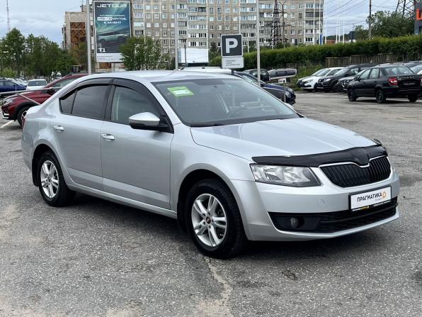 Skoda Octavia III (A7) с пробегом 2015 года, цена 888 000 рублей, 199721 км, лифтбек, Автокод Объявления