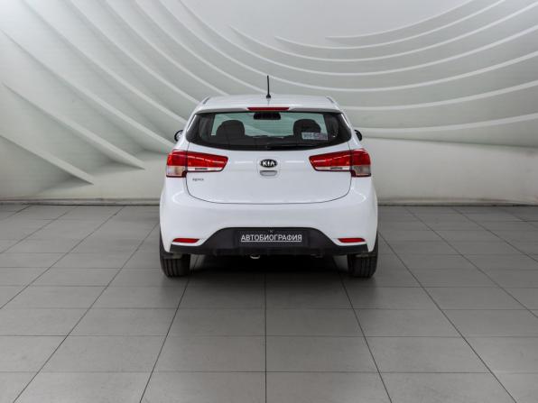 Kia Rio III с пробегом 2015 года, цена 1 268 000 рублей, 67258 км, хэтчбек, Автокод Объявления