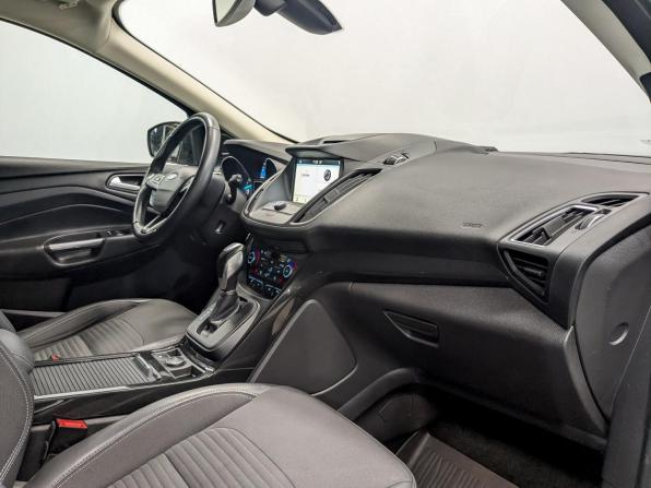 Ford Kuga II Рестайлинг с пробегом 2019 года, цена 1 915 000 рублей, 89130 км, внедорожник, Автокод Объявления