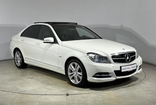 Mercedes-Benz C-Класс III (W204) Рестайлинг с пробегом 2013 года, цена 1 580 000 рублей, 297964 км, седан, Автокод Объявления