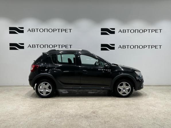 Renault Sandero II Рестайлинг с пробегом 2019 года, цена 849 000 рублей, 122000 км, хэтчбек, Автокод Объявления