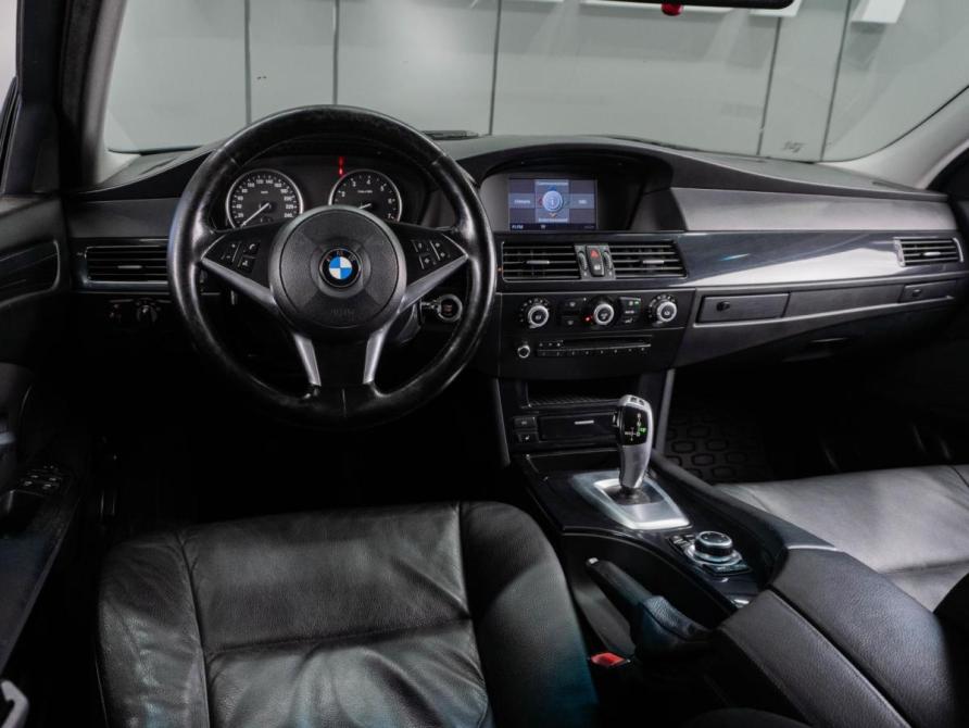 BMW 5 серии V (E60/E61) Рестайлинг Тюмень  - изображение 8