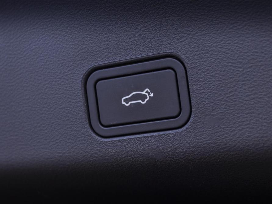 Geely Monjaro I Москва  - изображение 27