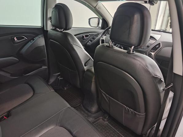 Hyundai ix35 I Рестайлинг с пробегом 2015 года, цена 1 550 000 рублей, 144609 км, внедорожник, Автокод Объявления