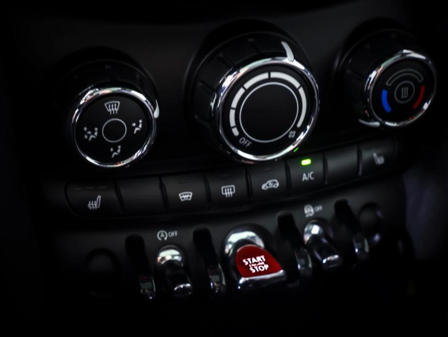 Mini Hatch III (F55/F56) Рестайлинг Москва  - изображение 16