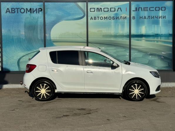 Renault Sandero II с пробегом 2014 года, цена 620 000 рублей, 126348 км, хэтчбек, Автокод Объявления