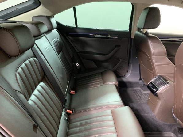Skoda Superb III с пробегом 2015 года, цена 1 550 000 рублей, 188130 км, лифтбек, Автокод Объявления