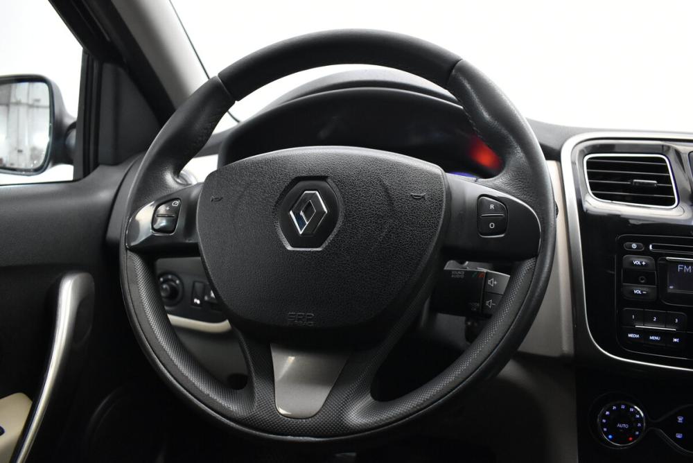 Renault Logan II Москва  - изображение 9