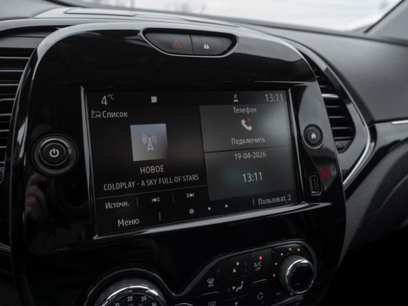 Renault Kaptur I Рестайлинг с пробегом 2022 года, цена 1 915 000 рублей, 73278 км, внедорожник, Автокод Объявления