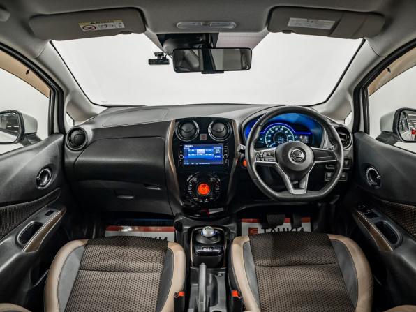 Nissan Note II Рестайлинг с пробегом 2017 года, цена 1 275 000 рублей, 87216 км, хэтчбек, Автокод Объявления