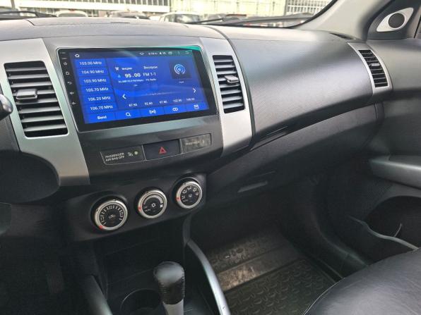 Mitsubishi Outlander II с пробегом 2008 года, цена 1 029 000 рублей, 241191 км, внедорожник, Автокод Объявления