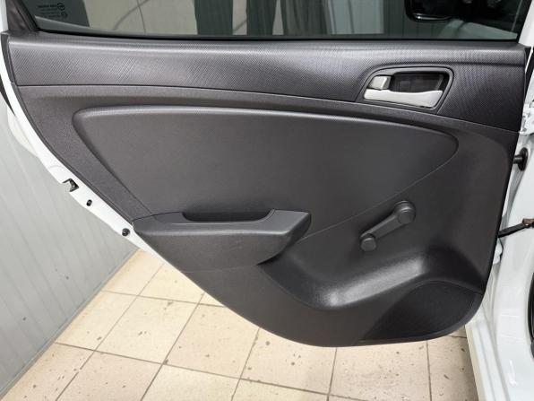 Hyundai Solaris I Рестайлинг с пробегом 2014 года, цена 858 000 рублей, 159931 км, хэтчбек, Автокод Объявления