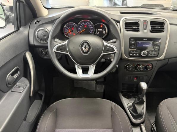 Renault Logan II Рестайлинг с пробегом 2022 года, цена 1 298 000 рублей, 75083 км, седан, Автокод Объявления
