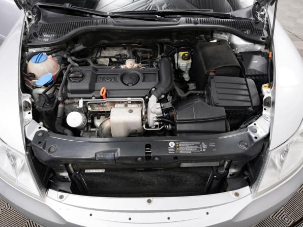 Skoda Octavia II (A5) Рестайлинг с пробегом 2012 года, цена 898 000 рублей, 155000 км, лифтбек, Автокод Объявления