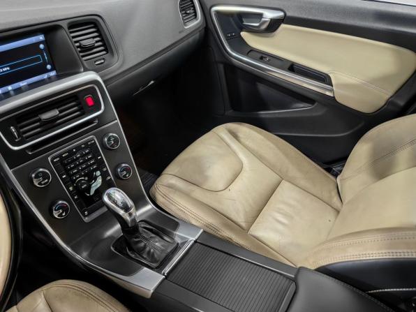 Volvo S60 II с пробегом 2012 года, цена 950 000 рублей, 215632 км, седан, Автокод Объявления