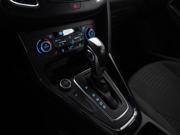 Ford Focus III Рестайлинг с пробегом 2017 года, цена 1 032 051 рубль, 133279 км, хэтчбек, Автокод Объявления
