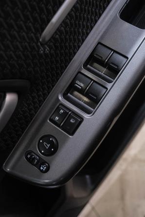 Honda Stepwgn V с пробегом 2015 года, цена 1 799 000 рублей, 132723 км, минивэн, Автокод Объявления