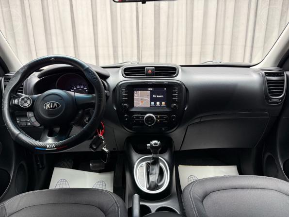Kia Soul II Рестайлинг с пробегом 2017 года, цена 1 499 000 рублей, 143846 км, хэтчбек, Автокод Объявления
