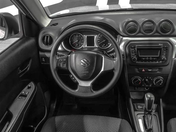Suzuki Vitara II Рестайлинг с пробегом 2019 года, цена 1 999 900 рублей, 142000 км, внедорожник, Автокод Объявления