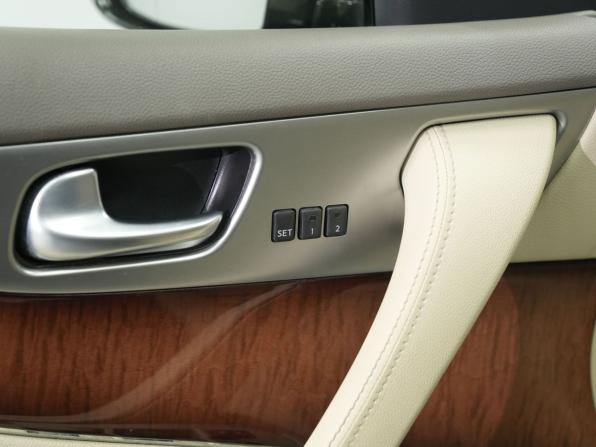 Infiniti FX II (S51) Рестайлинг с пробегом 2011 года, цена 2 120 000 рублей, 240000 км, внедорожник, Автокод Объявления